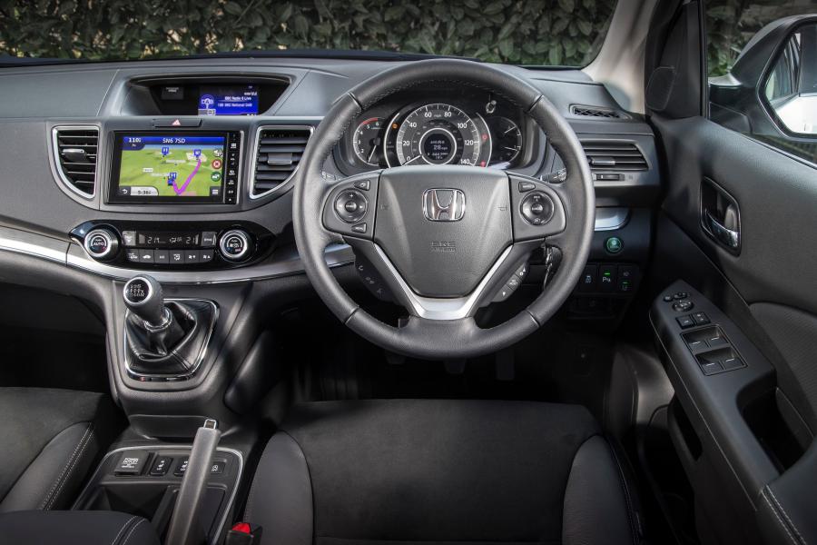  Honda CR-V 2015 года  (UK) (фото 7 из 8)